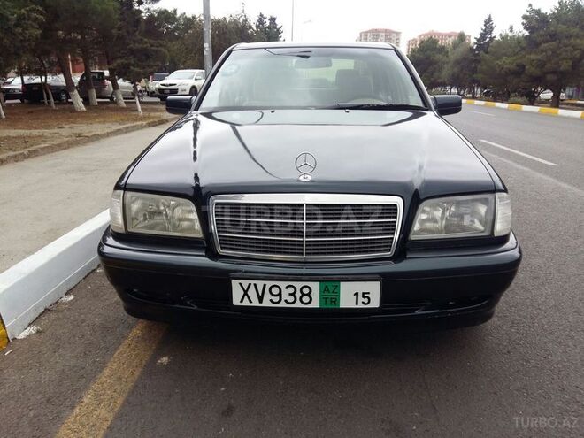 Mercedes C 220 1998, 245,000 km - 2.2 l - Sumqayıt