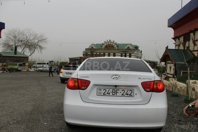 Hyundai Elantra 2009, 457,000 km - 1.6 л - Bakı