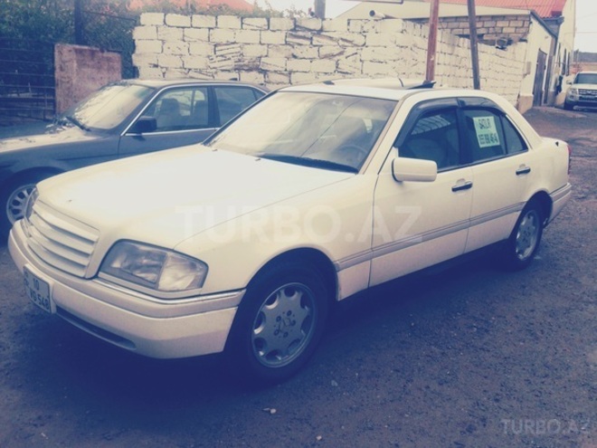 Mercedes C 220 1995, 194,700 km - 0.4 l - Bakı