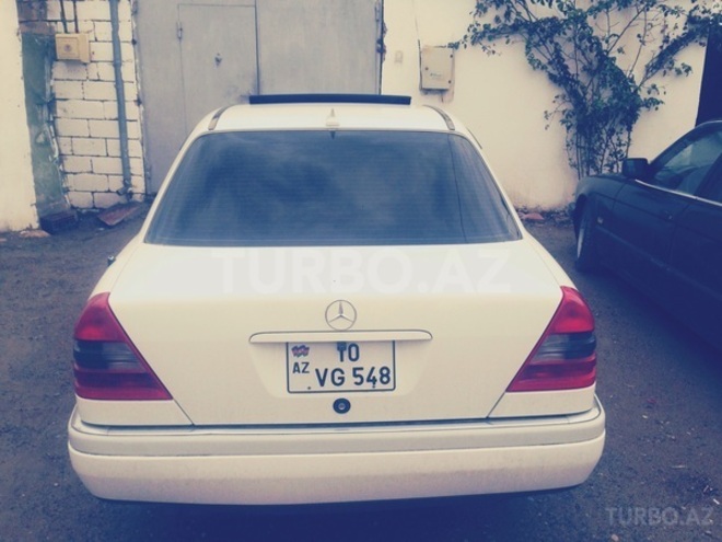 Mercedes C 220 1995, 194,700 km - 0.4 l - Bakı