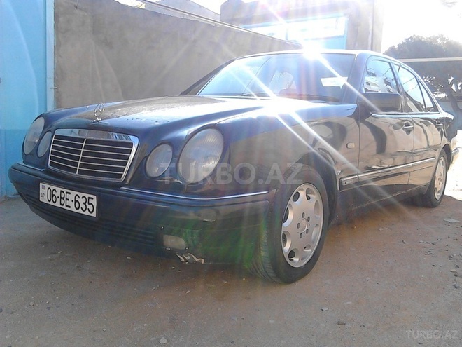 Mercedes E 200 1996, 330,926 km - 2.0 л - Bakı