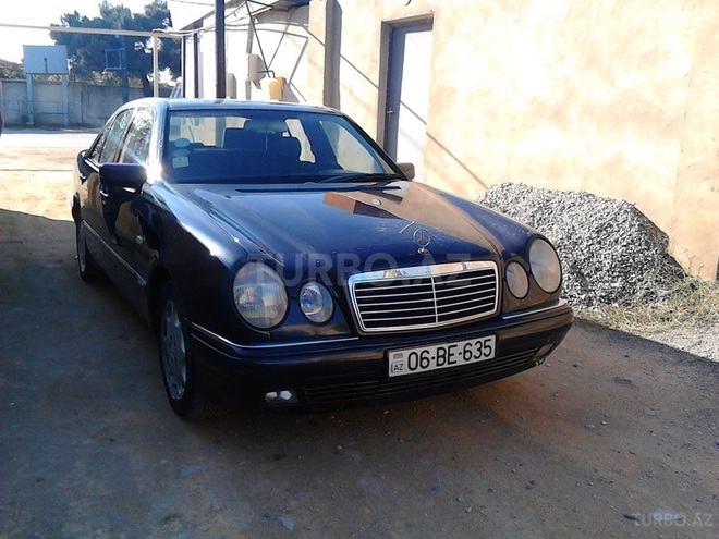 Mercedes E 200 1996, 330,926 km - 2.0 л - Bakı