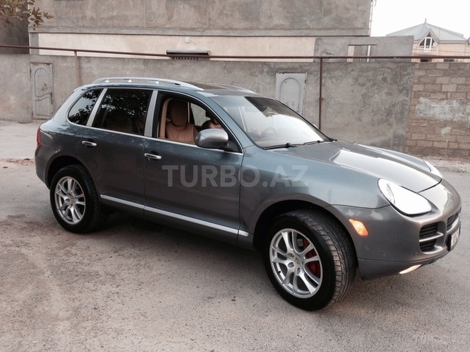 Porsche Cayenne 2004, 174,000 km - 3.2 l - Bakı