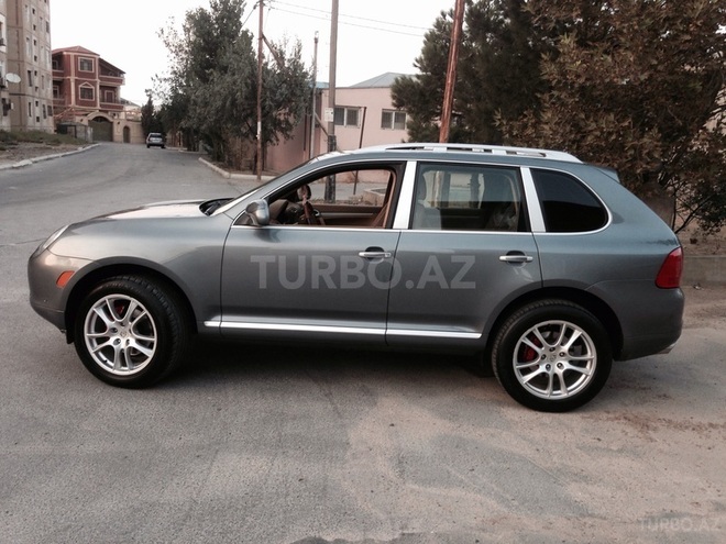 Porsche Cayenne 2004, 174,000 km - 3.2 l - Bakı