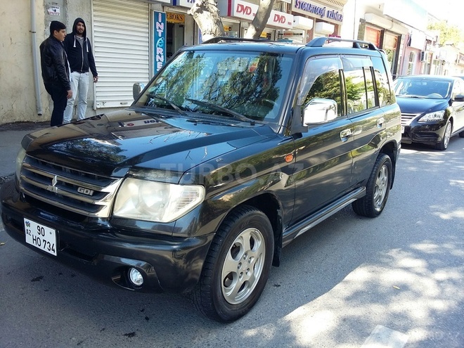 Mitsubishi Pajero io 2001, 156,000 km - 2.0 l - Bakı