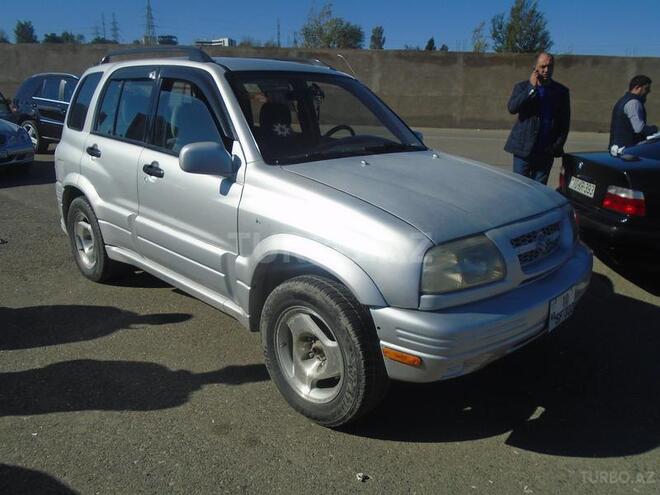 Suzuki Grand Vitara 2000, 277,000 km - 2.5 l - Bakı