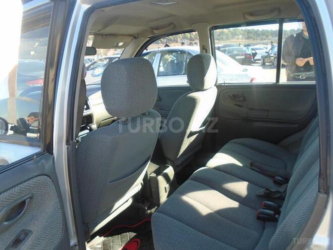 Suzuki Grand Vitara 2000, 277,000 km - 2.5 l - Bakı