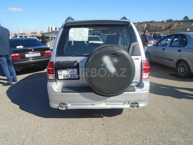 Suzuki Grand Vitara 2000, 277,000 km - 2.5 l - Bakı