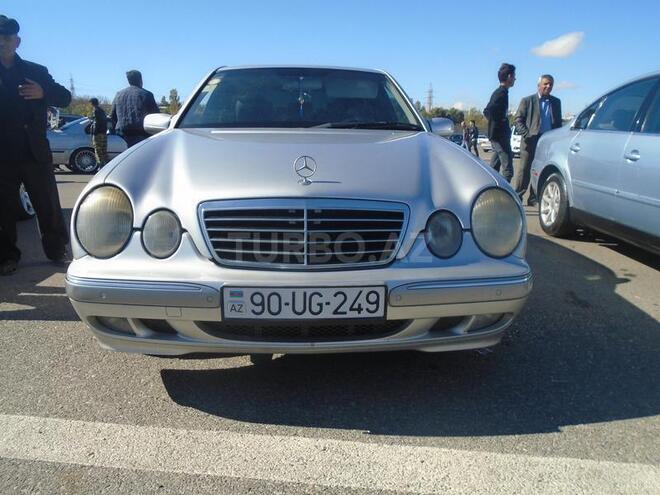 Mercedes E 240 2000, 315,000 km - 2.4 l - Bakı