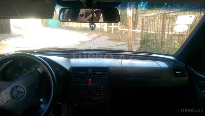 Mercedes C 200 1994, 390,000 km - 2.0 l - Bakı