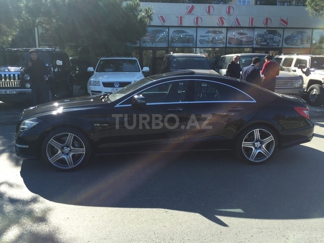 Mercedes CLS 63 AMG 2014, 62,600 km - 5.5 l - Sumqayıt