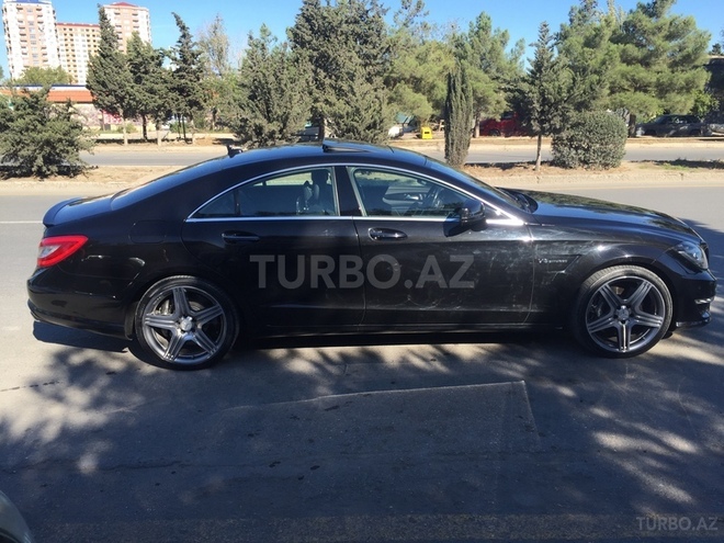 Mercedes CLS 63 AMG 2014, 62,600 km - 5.5 l - Sumqayıt