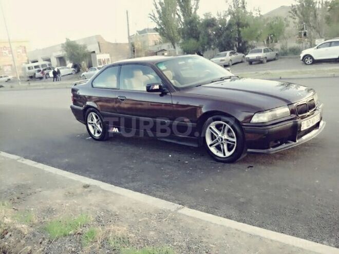 BMW 318 1993, 260,000 km - 1.8 l - Bakı