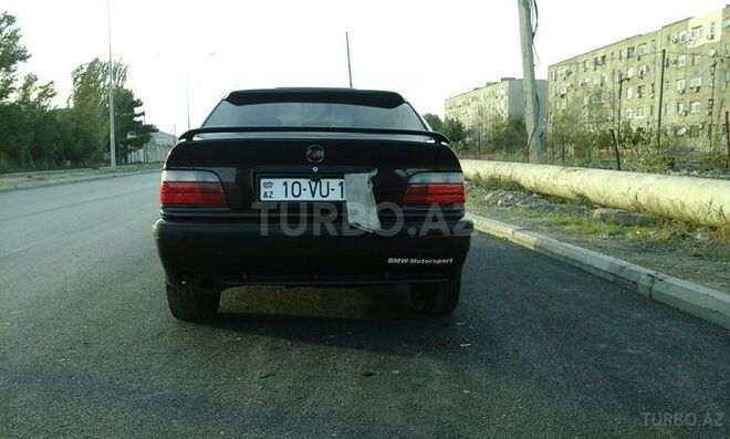 BMW 318 1993, 260,000 km - 1.8 l - Bakı