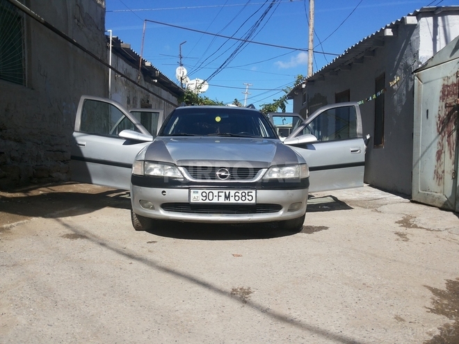 Opel Vectra 1998, 360,000 km - 2.0 l - Bakı