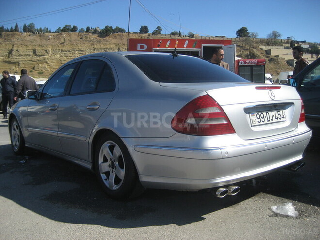 Mercedes E 240 2002, 212,000 km - 2.6 л - Bakı