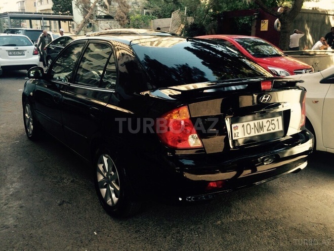 Hyundai Accent 2004, 200,000 km - 1.6 л - Bakı