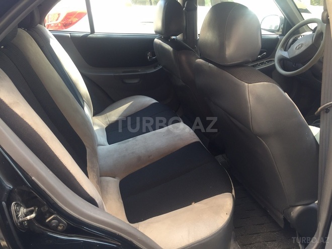 Hyundai Accent 2004, 200,000 km - 1.6 л - Bakı