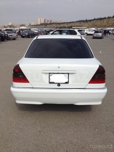 Mercedes C 230 1998, 233,000 km - 2.3 l - Bakı