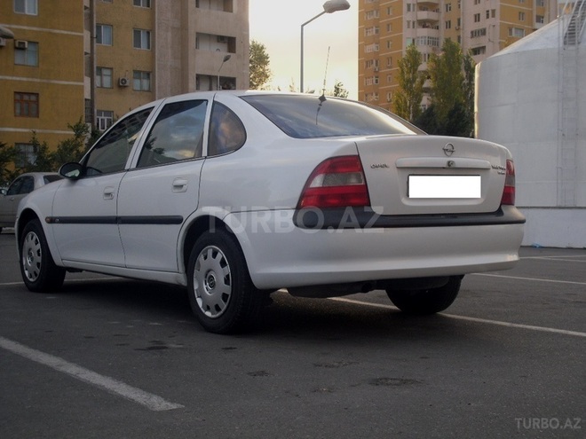 Opel Vectra 1996, 250,000 km - 1.8 l - Bakı
