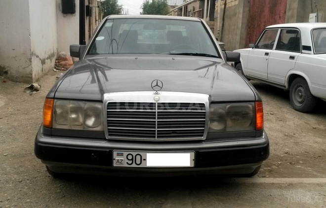 Mercedes E 200 1990, 760,000 km - 2.0 l - Bakı