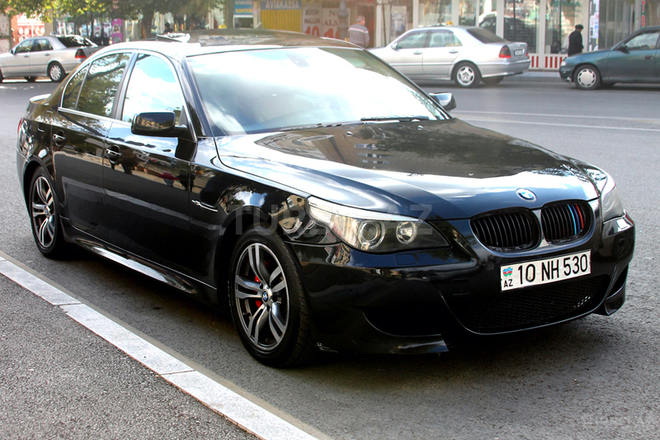 BMW 530 2004, 156,000 km - 3.0 l - Bakı
