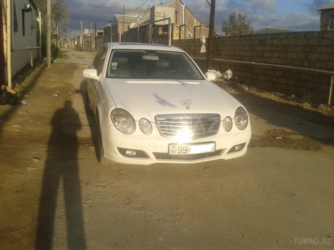 Mercedes E 220 2007, 184,200 km - 2.2 l - Bakı
