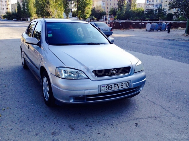 Opel Astra 2000, 130,000 km - 1.6 л - Bakı