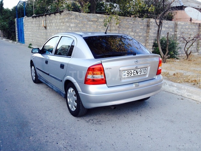 Opel Astra 2000, 130,000 km - 1.6 л - Bakı