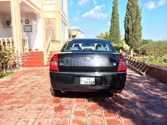 Chrysler 300C 2005, 51,000 km - 5.7 l - Bakı