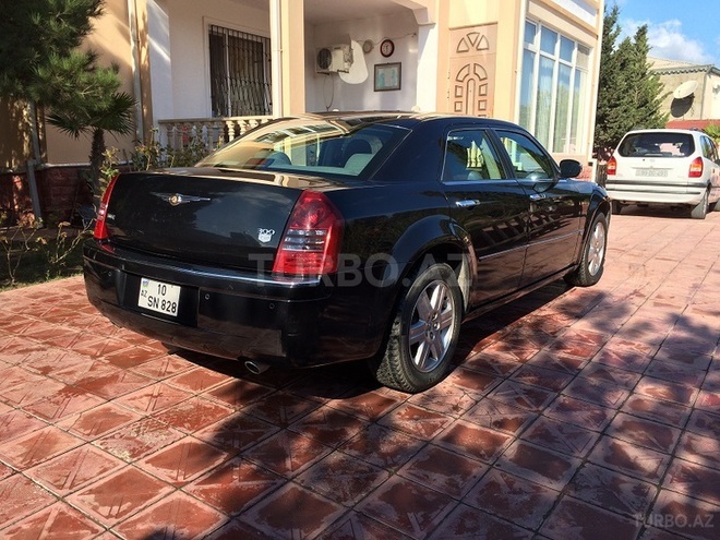 Chrysler 300C 2005, 51,000 km - 5.7 l - Bakı