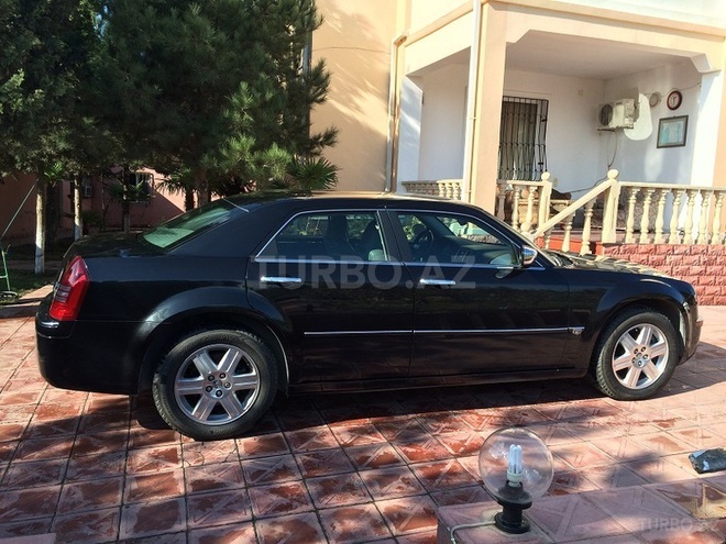 Chrysler 300C 2005, 51,000 km - 5.7 l - Bakı