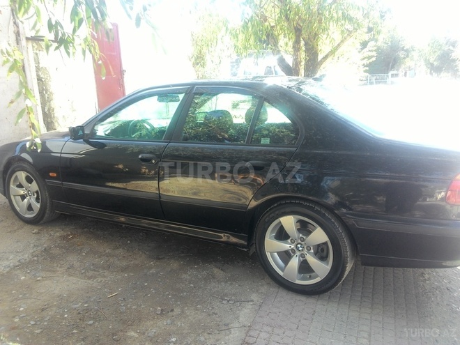 BMW 523 1997, 392,000 km - 2.5 l - Sumqayıt