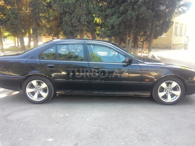 BMW 523 1997, 392,000 km - 2.5 l - Sumqayıt