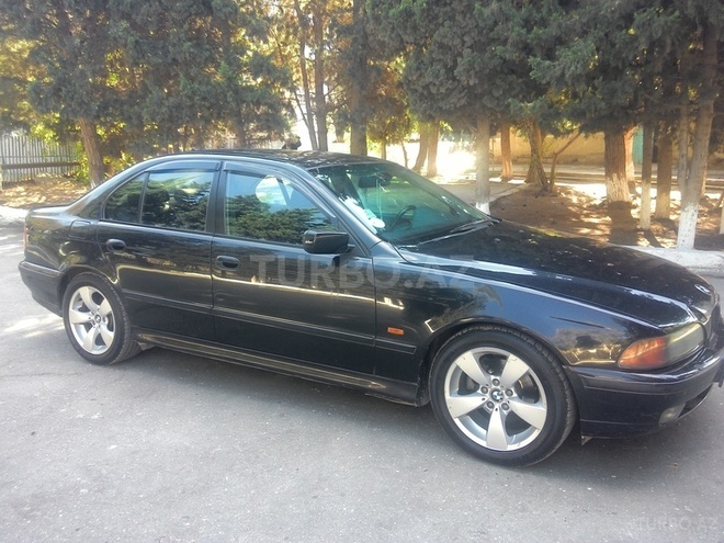 BMW 523 1997, 392,000 km - 2.5 l - Sumqayıt
