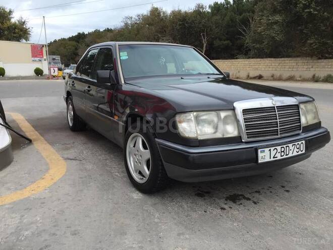 Mercedes E 250 1991, 250,000 km - 2.5 l - Sumqayıt