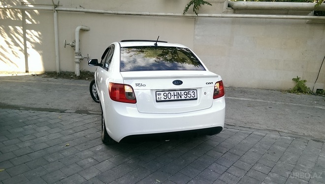 Kia Rio 2009, 138,000 km - 1.6 l - Bakı