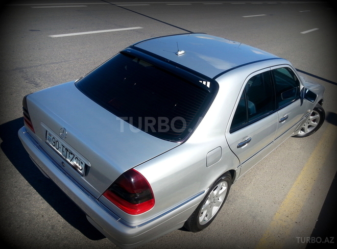 Mercedes C 220 1998, 245,000 km - 2.2 l - Bakı