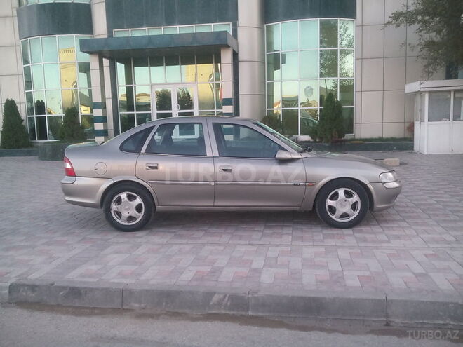 Opel Vectra 1998, 75,000 km - 1.8 л - Sumqayıt