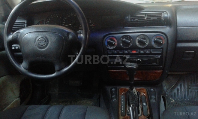 Opel Omega 1995, 273,460 km - 2.0 l - Bakı