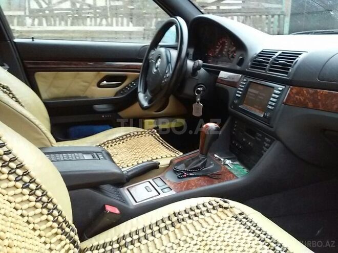 BMW 528 2000, 258,000 km - 2.8 l - Bakı