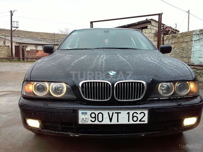 BMW 528 2000, 258,000 km - 2.8 l - Bakı