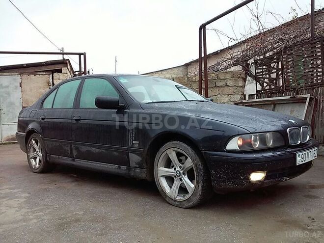 BMW 528 2000, 258,000 km - 2.8 l - Bakı