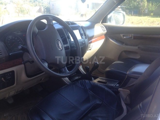 Toyota Prado 2001, 222,000 km - 3.0 l - Ordubad