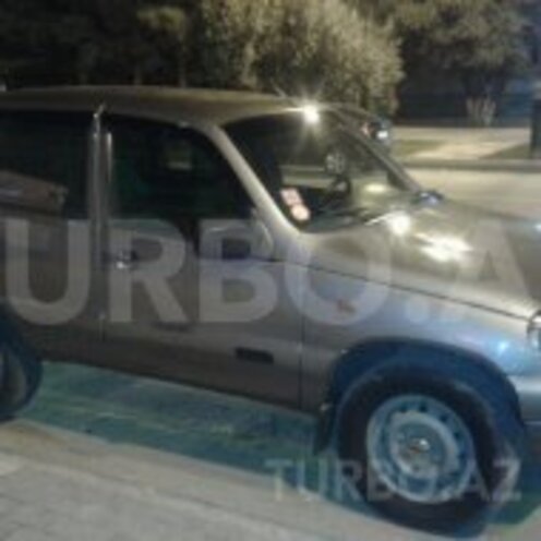 Chevrolet Niva 2006, 192,024 km - 1.7 л - Sumqayıt
