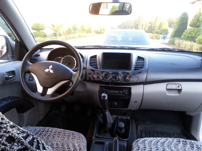Mitsubishi L200 2012, 110,000 km - 2.5 л - Bakı