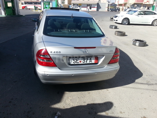 Mercedes E 220 2005, 154,000 km - 2.2 л - Bakı
