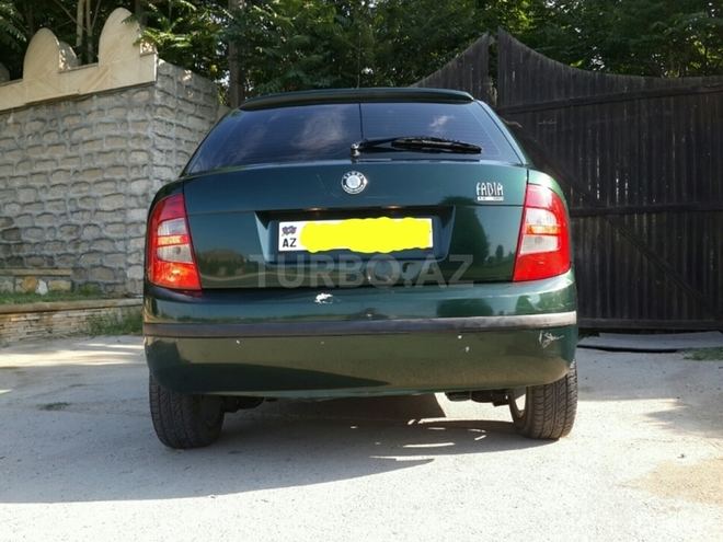 Skoda Fabia 2004, 132,658 km - 1.4 l - Bakı