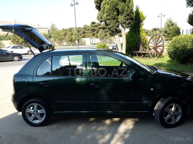 Skoda Fabia 2004, 132,658 km - 1.4 l - Bakı