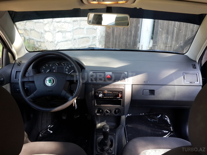 Skoda Fabia 2004, 132,658 km - 1.4 l - Bakı
